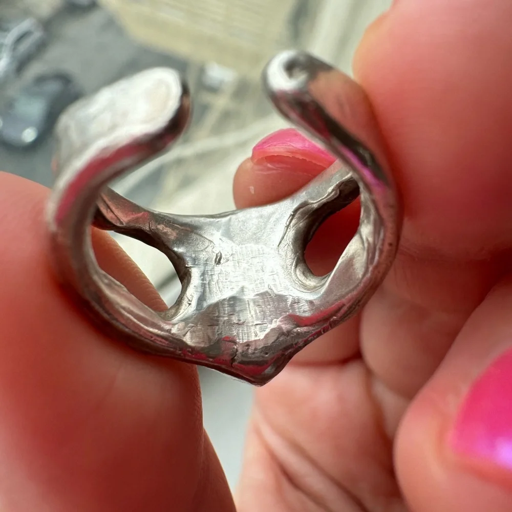 Sterling Silver and Opal Ring - Picture 6 of 11